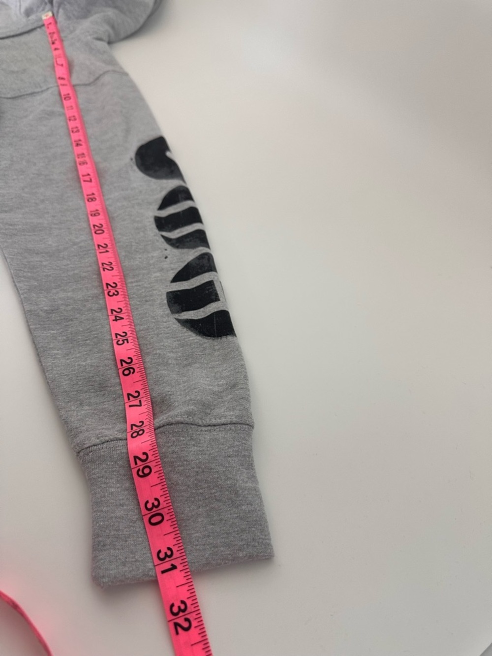 BTS Arirang World Tour Target Exclusive Limited Gray Graphic Hoodie Sweatshirt - Picture 8 of 9